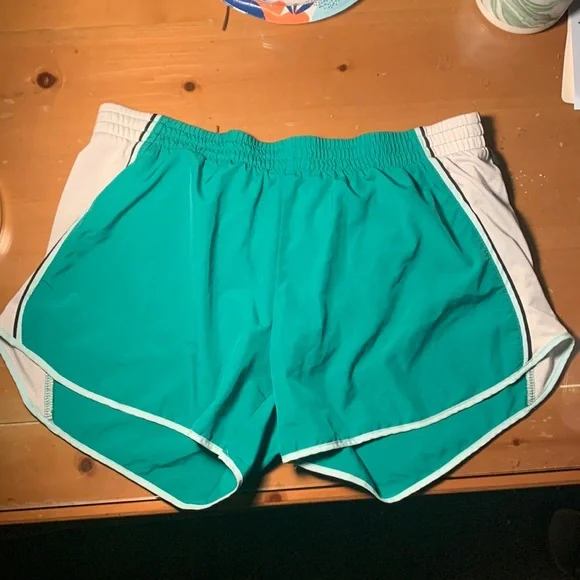 Green Nike Running Shorts - Picture 1 of 2